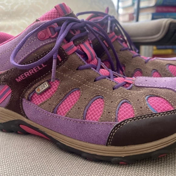 Merrell EUC Hiking shoes - Picture 2 of 9